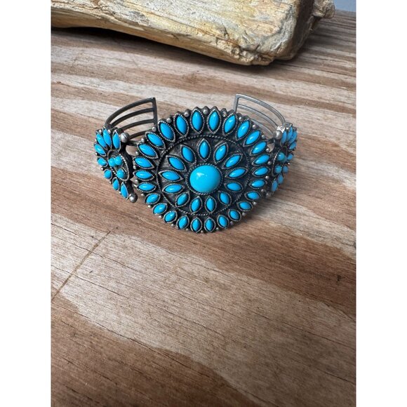 Turquoise Faux Southwestern Vintage Cuff Sunburst Sunbeam Cluster Bracelet Avon - Picture 3 of 7